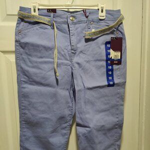 Gloria Vanderbilt lilac Capri with belt